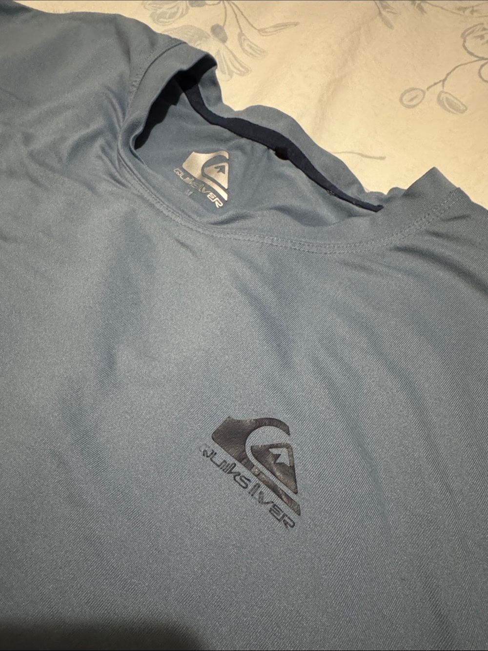 ⭐️Quiksilver Men Active Top (Size :M) - Picture 2 of 3